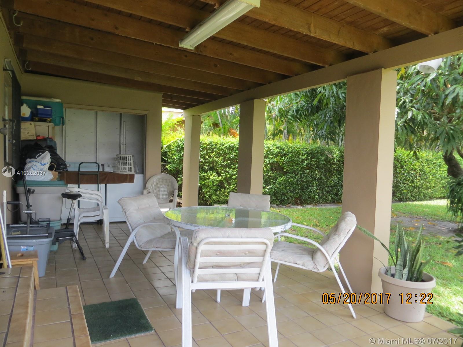 SUB OF PB 7-113 - Residential