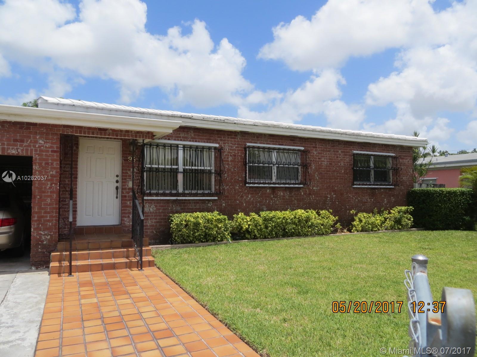 SUB OF PB 7-113 - Residential