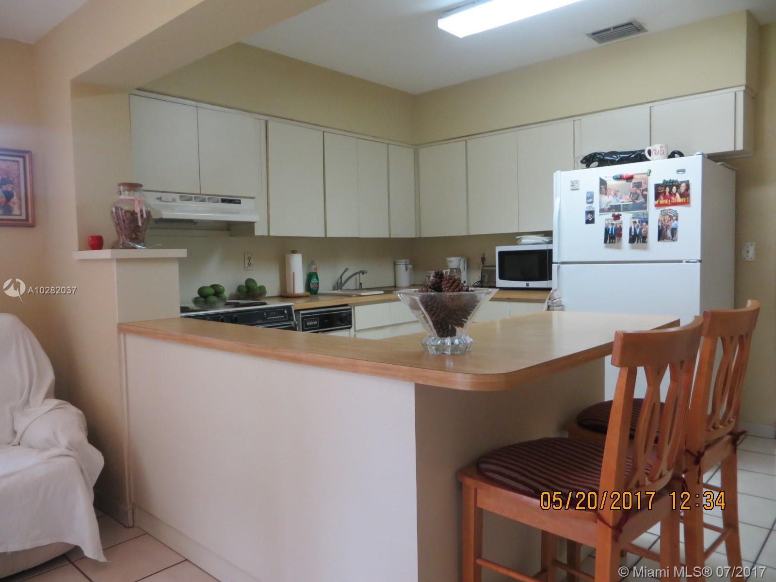 SUB OF PB 7-113 - Residential