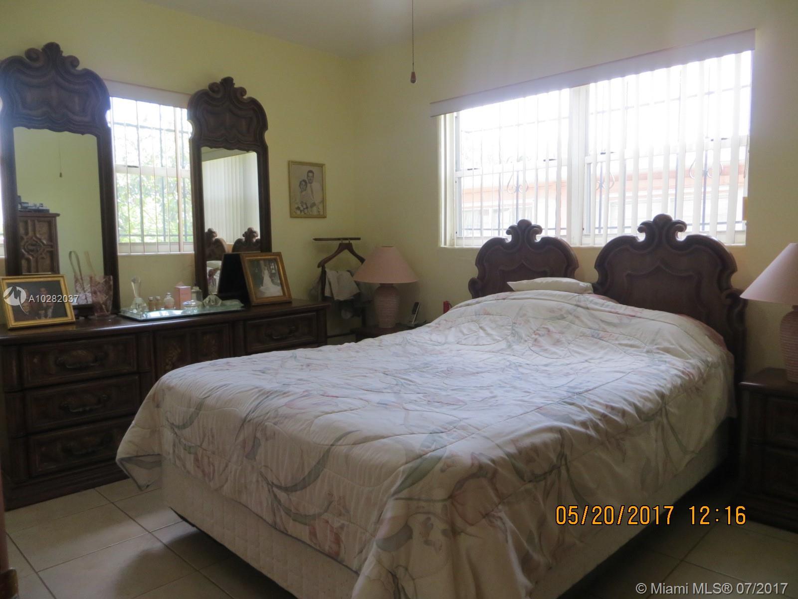 SUB OF PB 7-113 - Residential