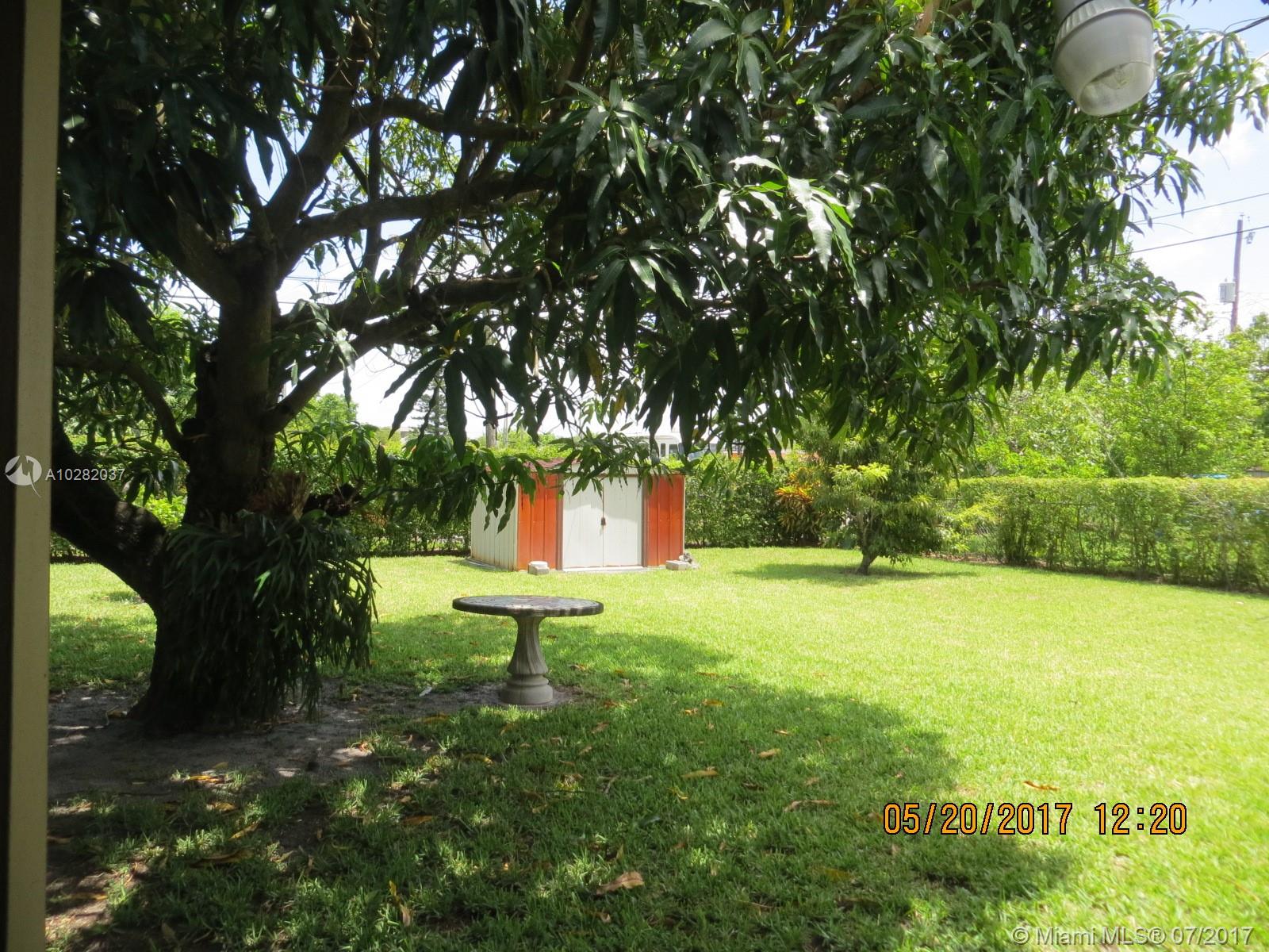 SUB OF PB 7-113 - Residential