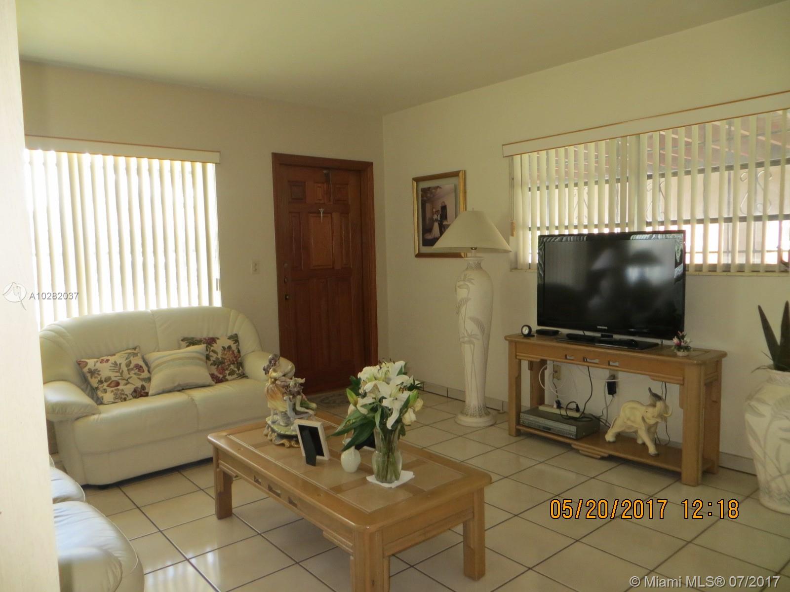 SUB OF PB 7-113 - Residential