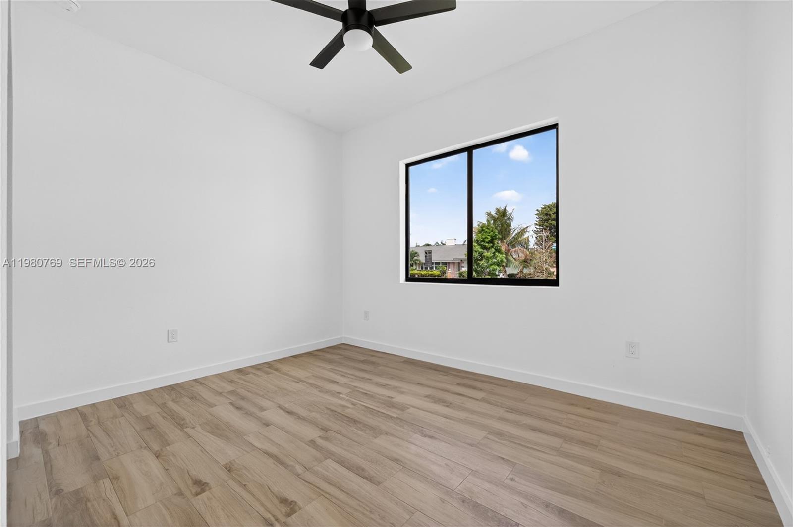 GOLDEN RIDGE - Residential