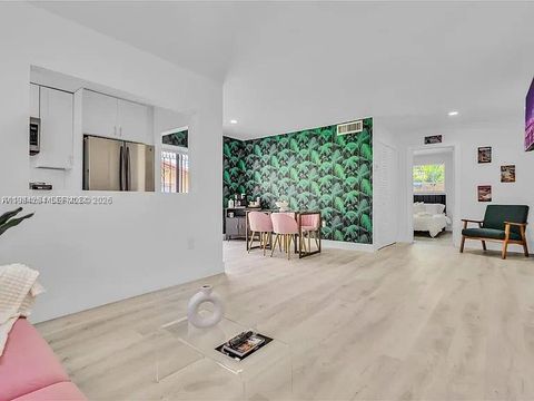 1011 NW 23rd Ave Miami FL 33125