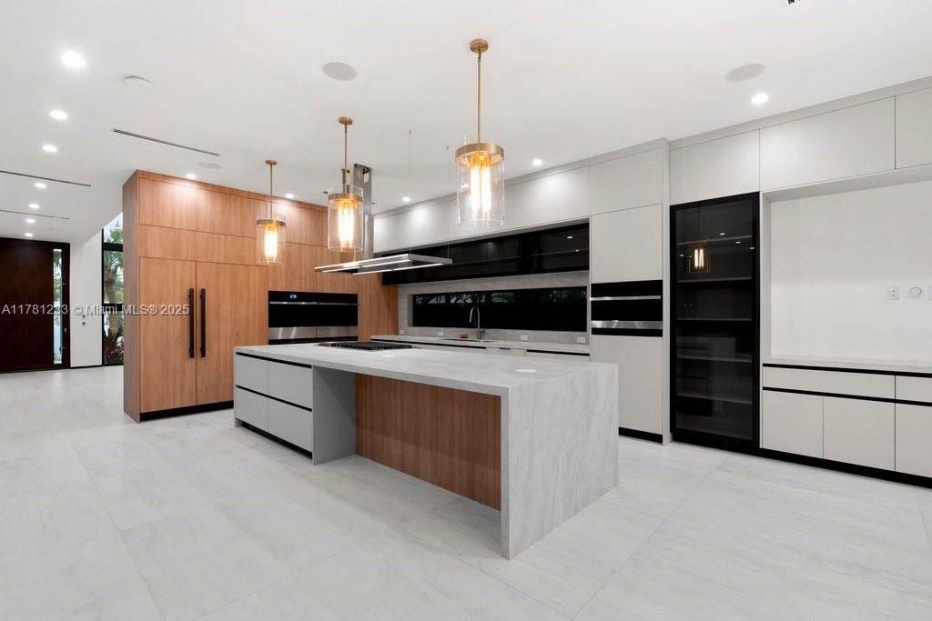 1132 SE 6th Ter