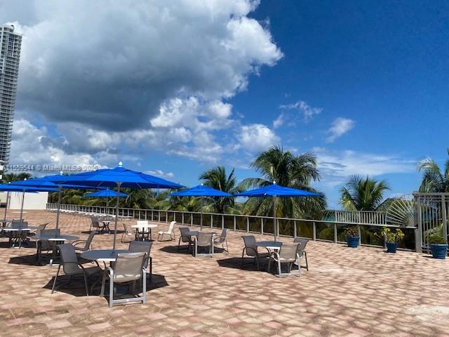 MAISON GRANDE CONDO - Residential Lease