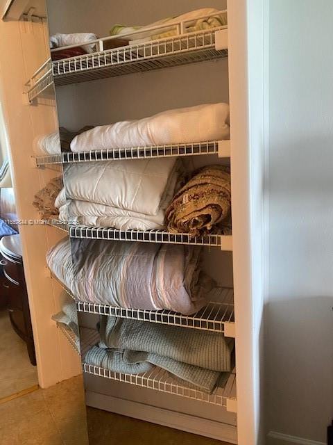 MAISON GRANDE CONDO - Residential Lease