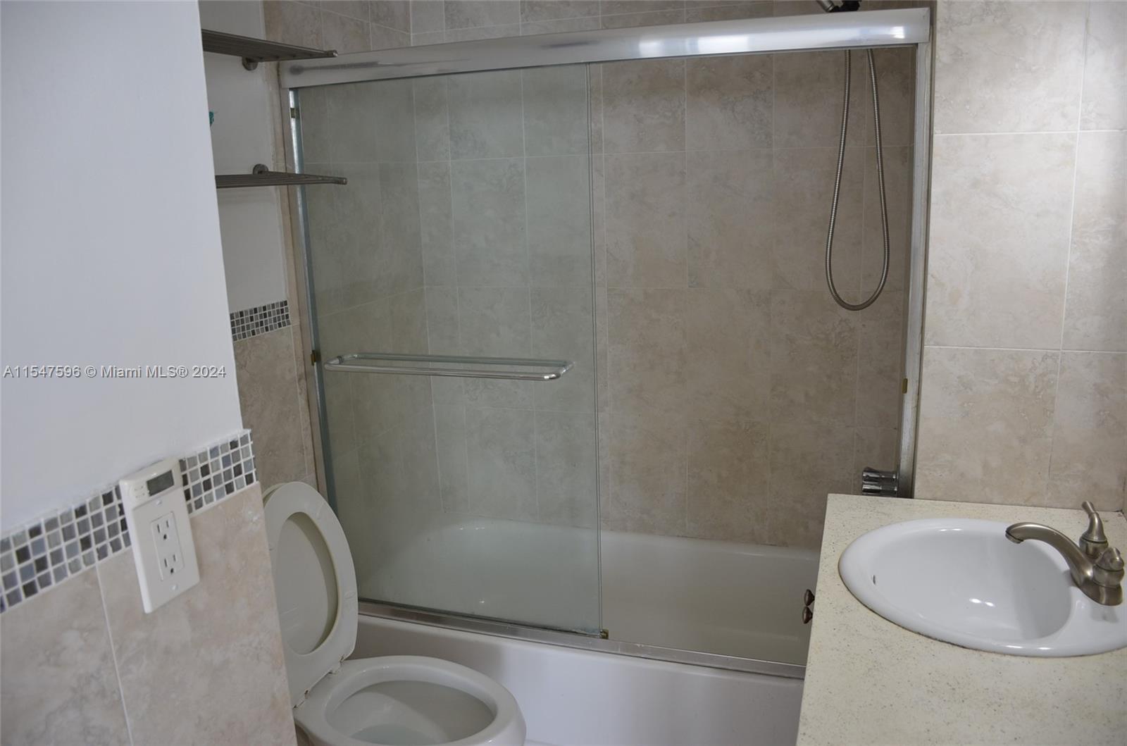 BRICKELL HARBOUR CONDO - Residential
