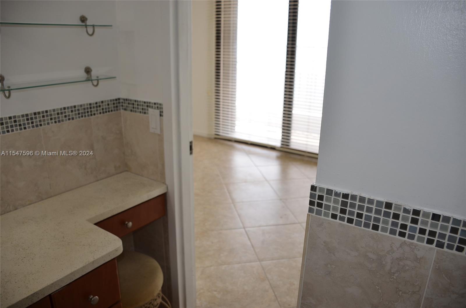 BRICKELL HARBOUR CONDO - Residential