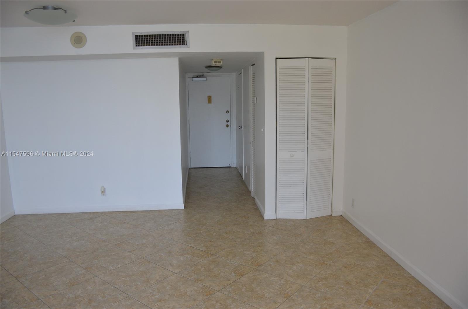 BRICKELL HARBOUR CONDO - Residential