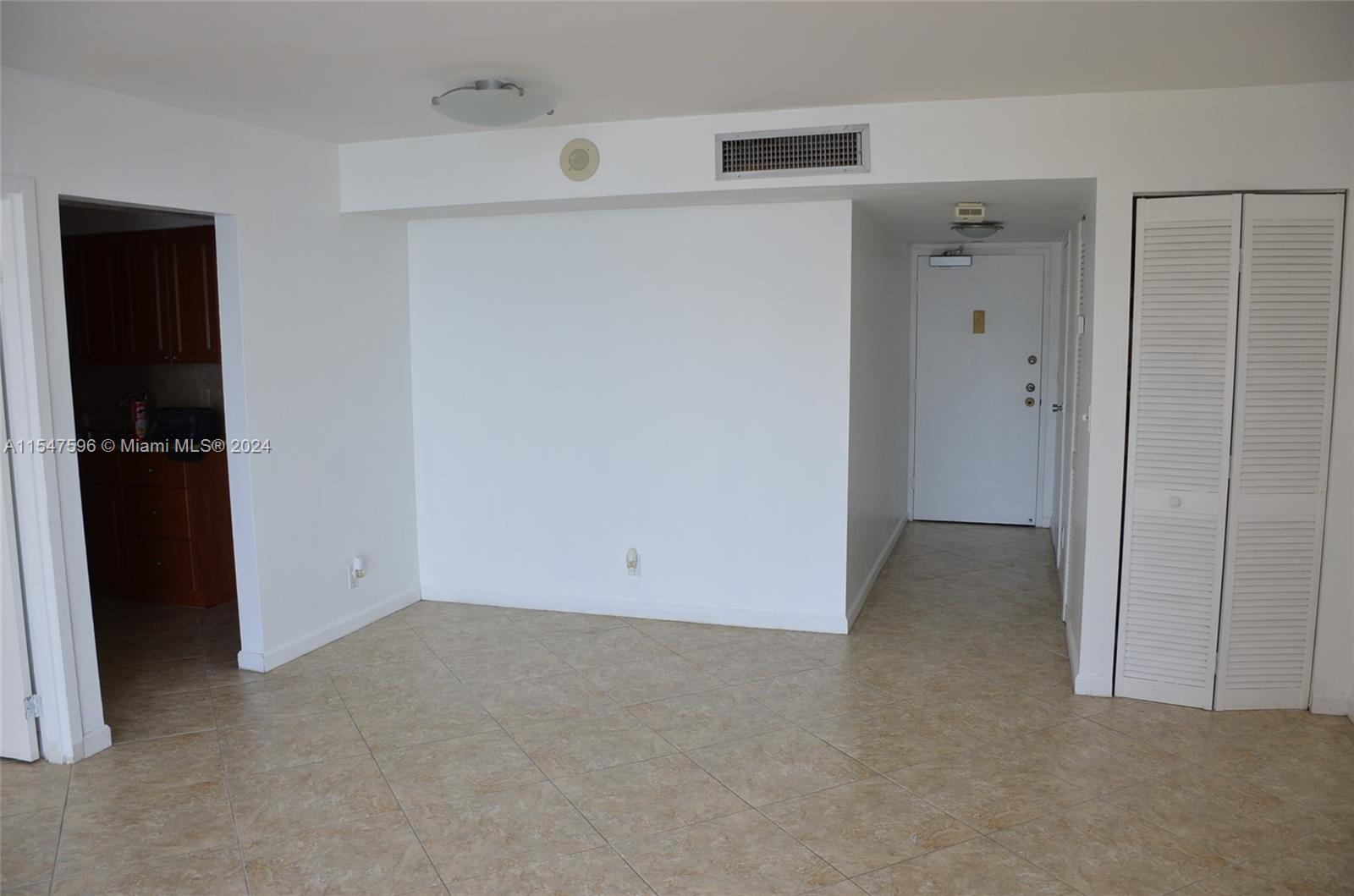 BRICKELL HARBOUR CONDO - Residential