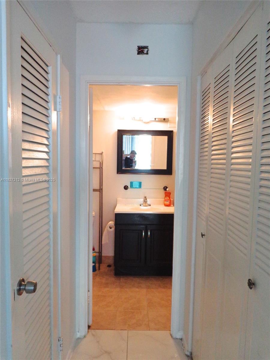 BUCKLEY TOWERS CONDO - EA - Residential