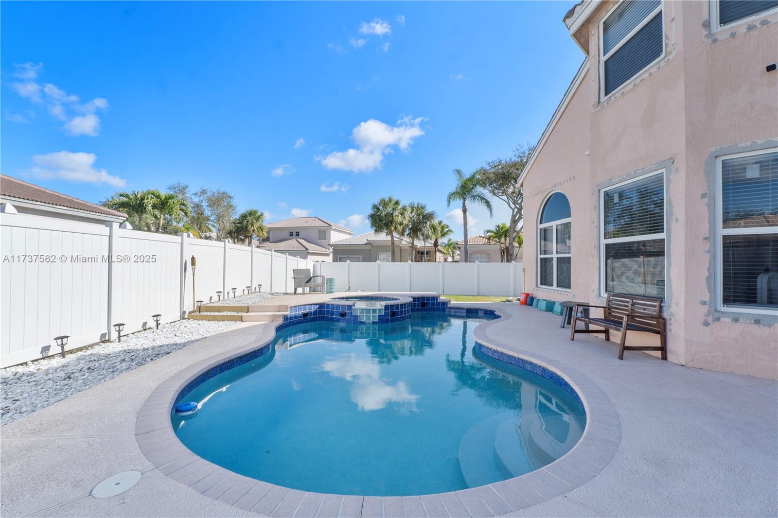 Juniper Glen - Residential