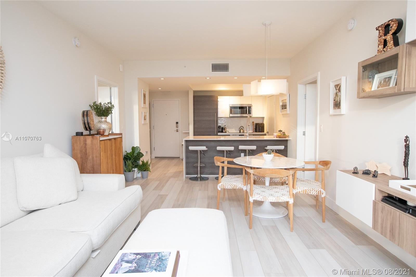 MERRICK MANOR CONDO - Residential