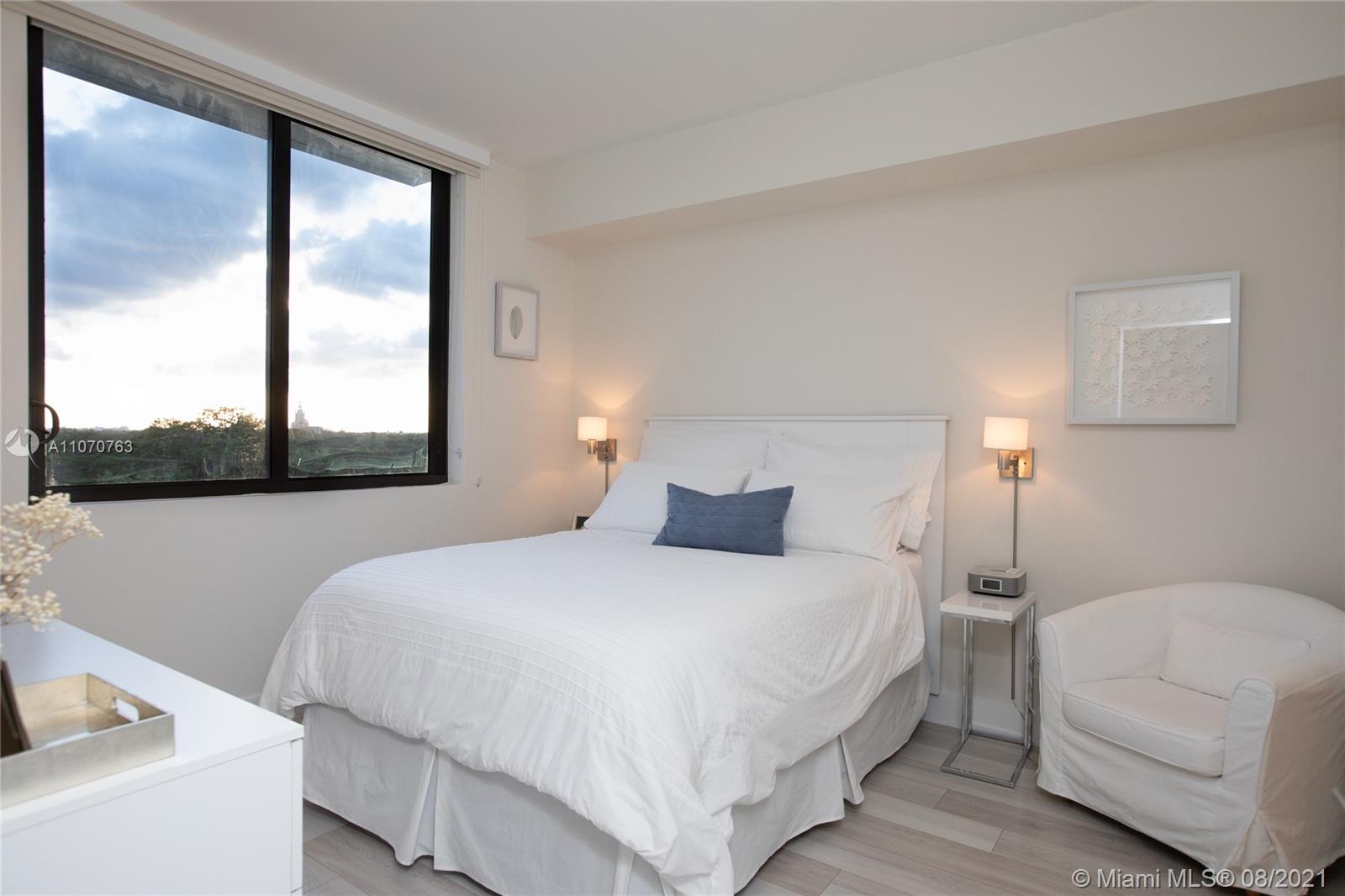 MERRICK MANOR CONDO - Residential