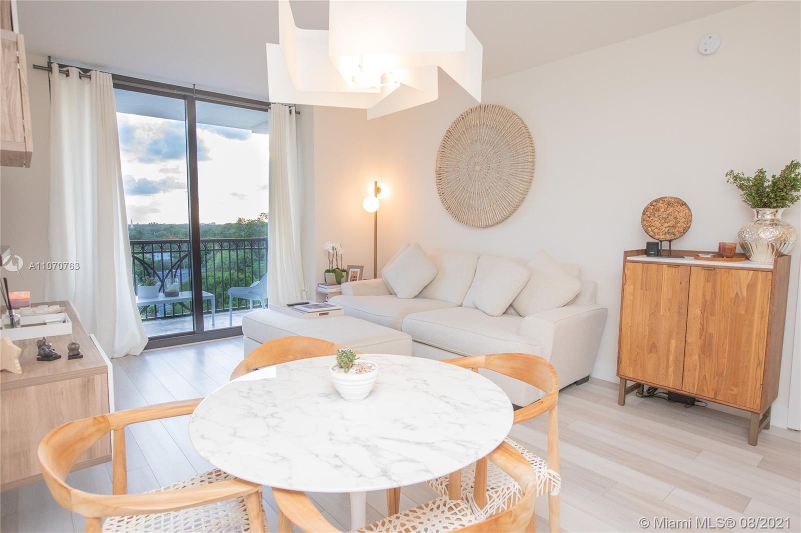 MERRICK MANOR CONDO - Residential