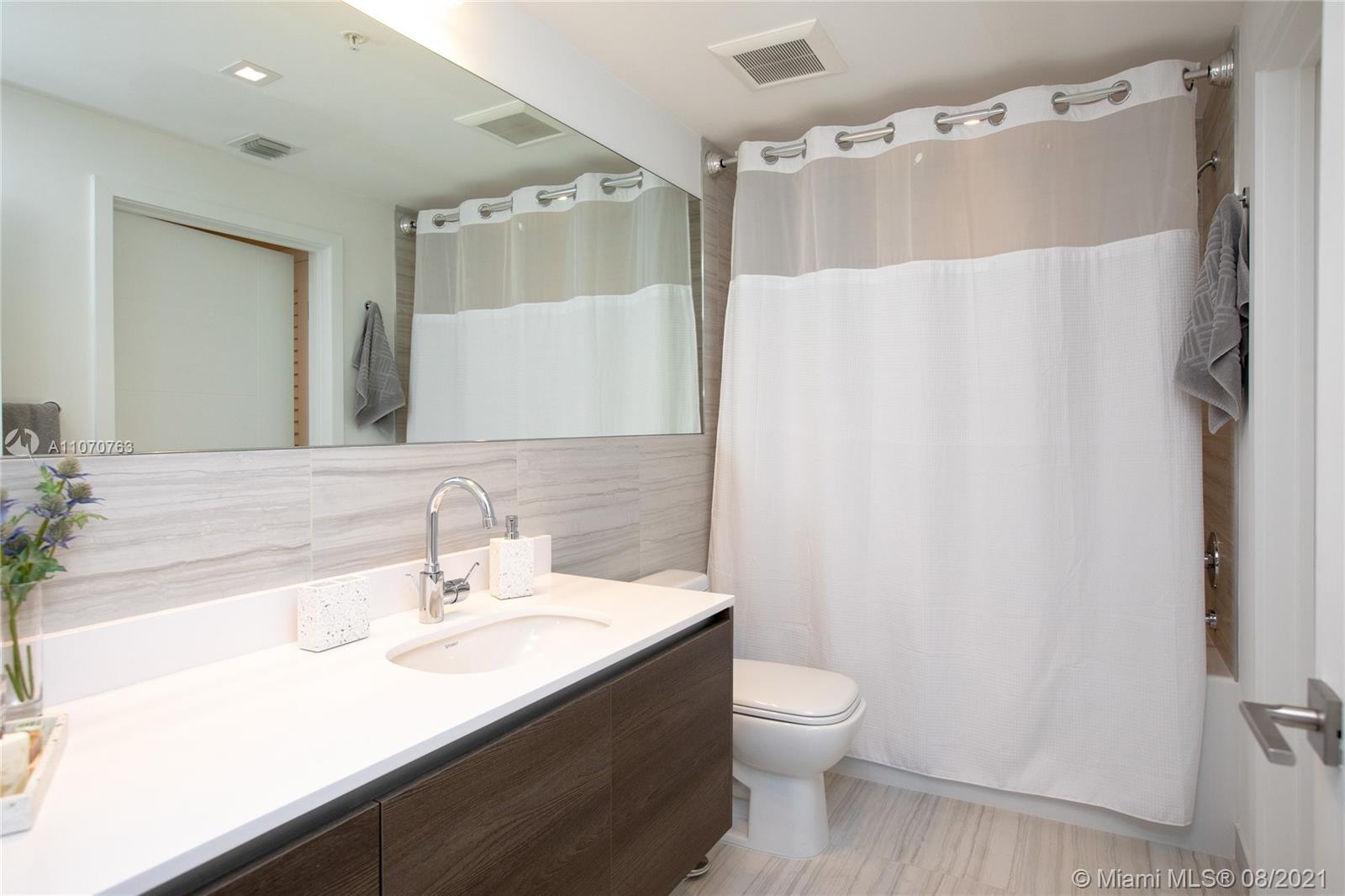 MERRICK MANOR CONDO - Residential