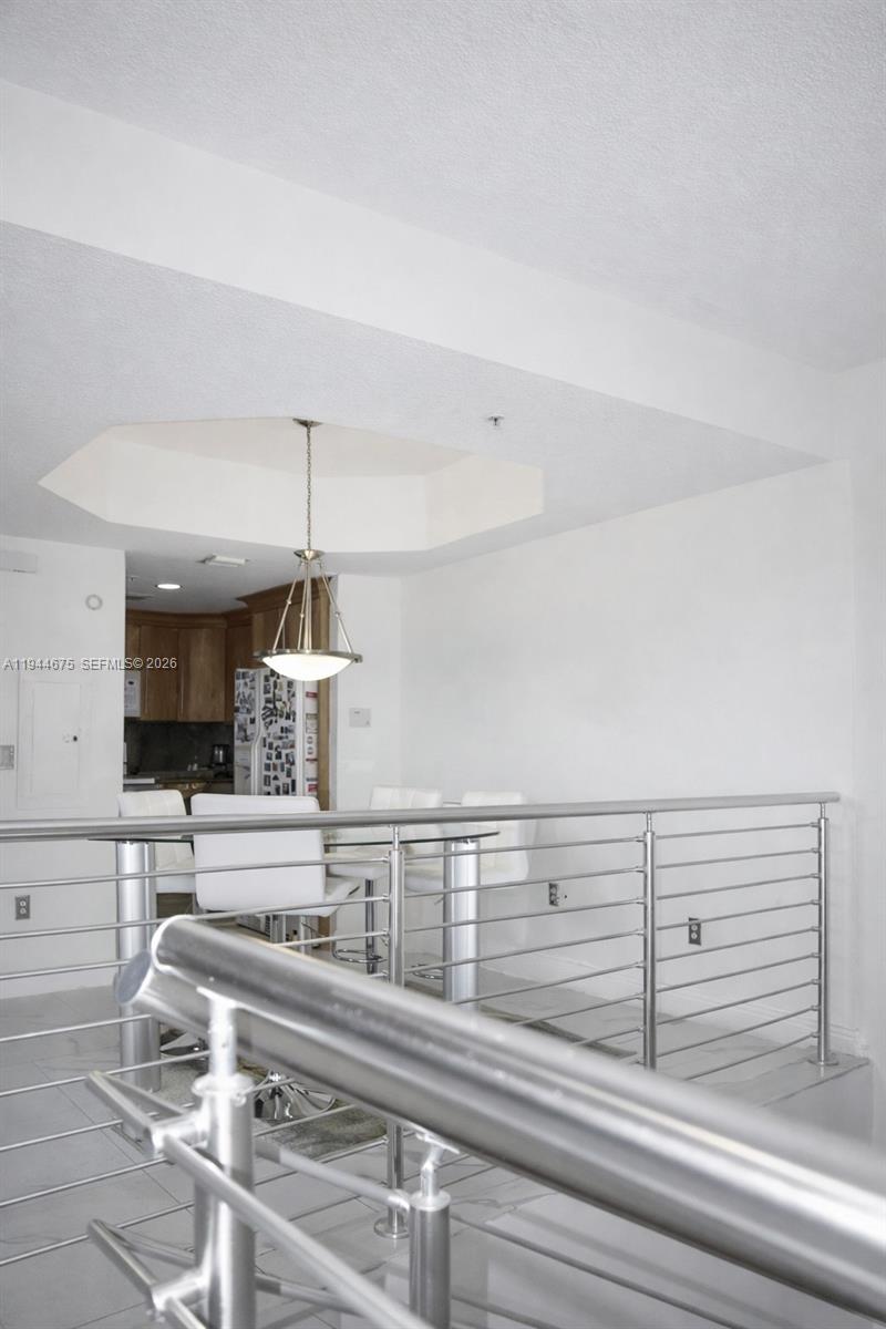 THE COURTS AT DORAL ISLES - Residential