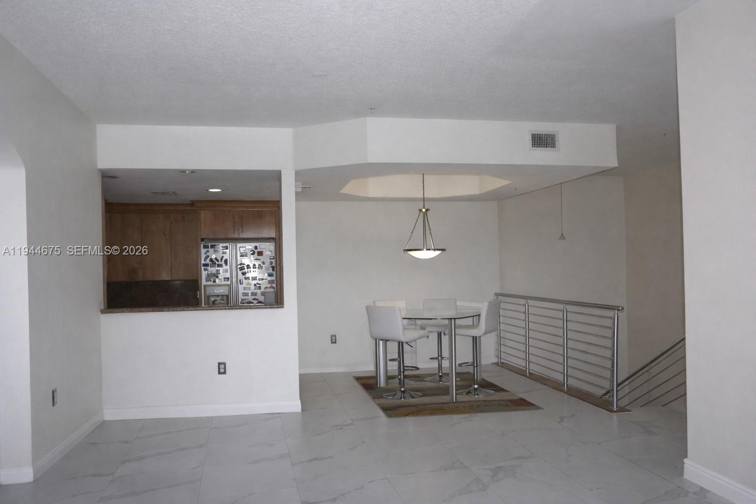 THE COURTS AT DORAL ISLES - Residential