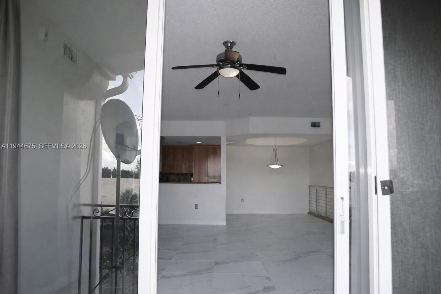 THE COURTS AT DORAL ISLES - Residential