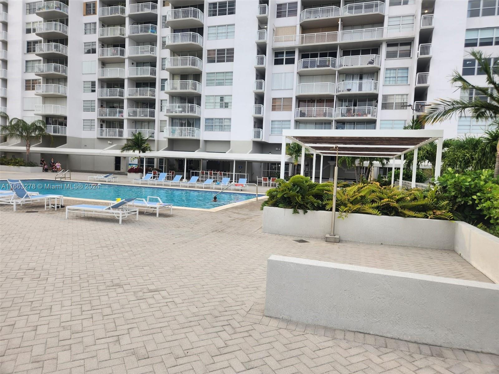 DEL PRADO MARINA - Residential