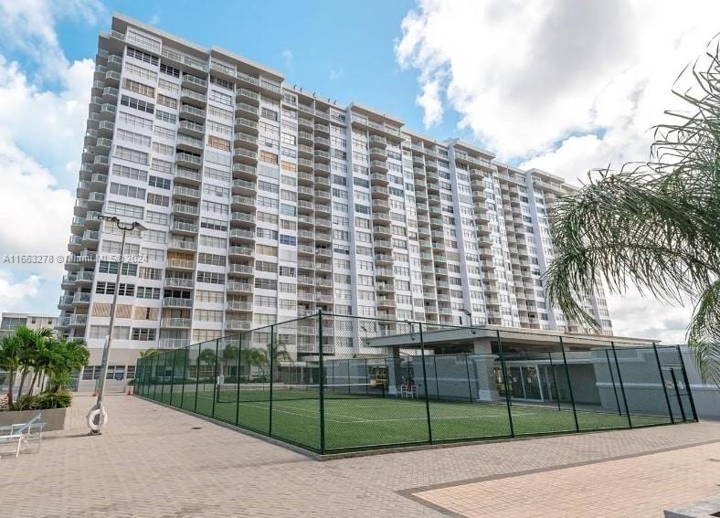 DEL PRADO MARINA - Residential