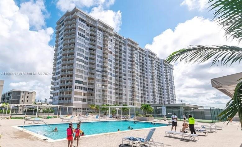 DEL PRADO MARINA - Residential