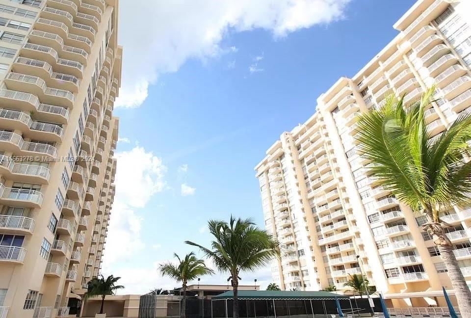 DEL PRADO MARINA - Residential