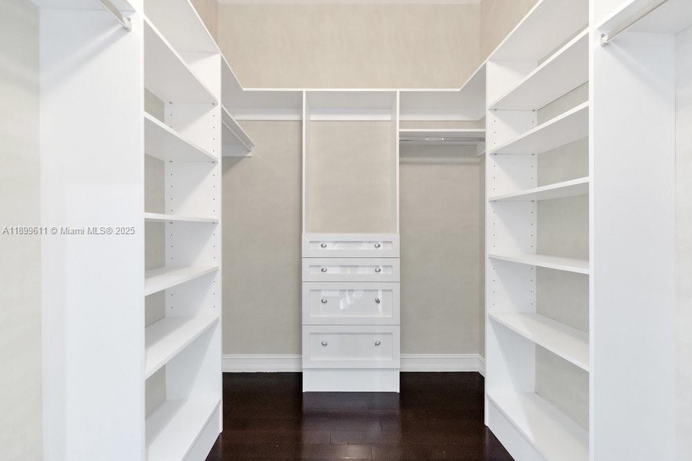 CARBONELL CONDO - Residential Lease