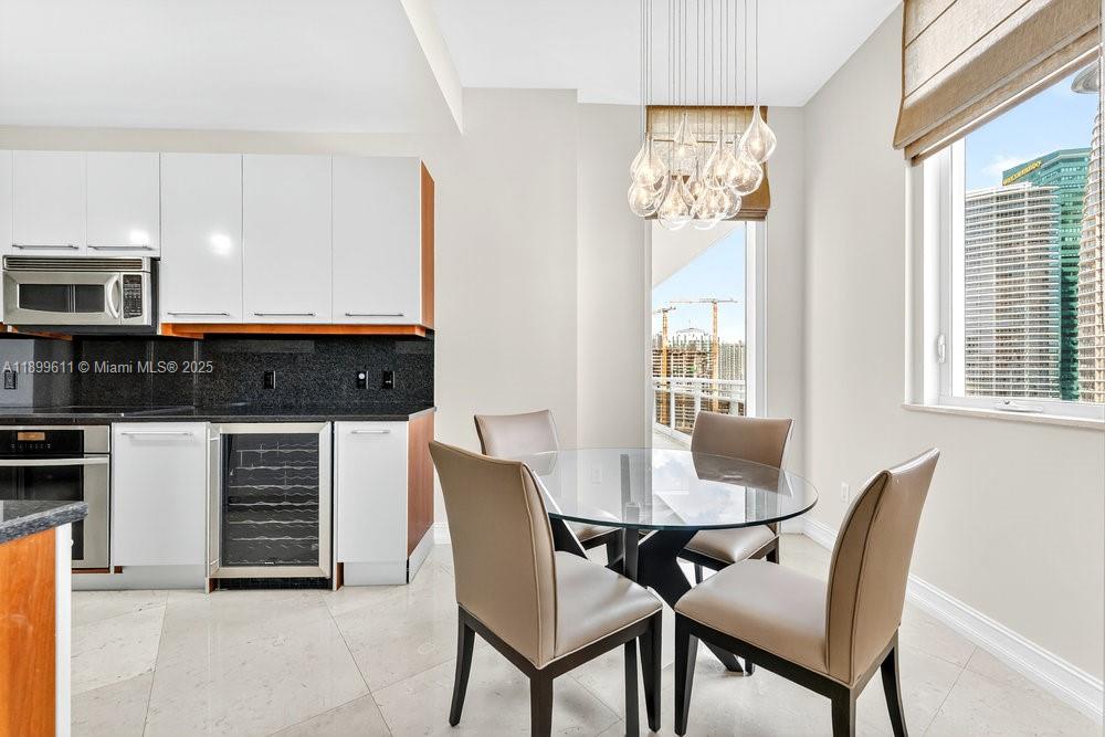 CARBONELL CONDO - Residential Lease