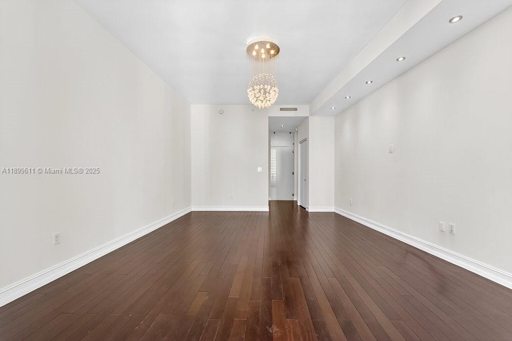 CARBONELL CONDO - Residential Lease