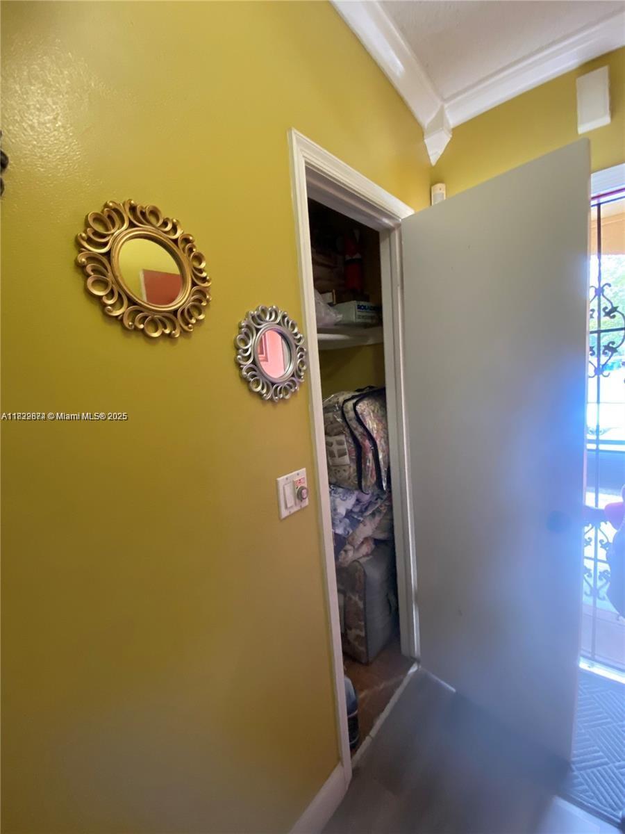 LESLIE ESTATES SEC FIVE - Residential