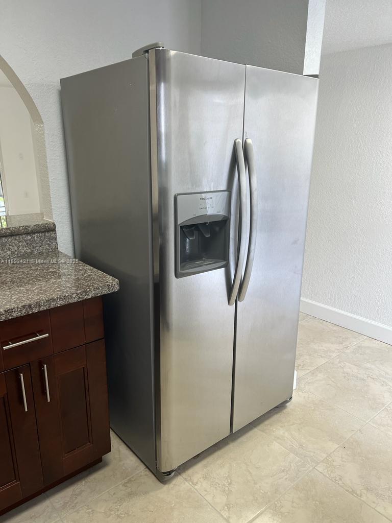 TERRAZAS DEL SOL CONDO - Residential Lease