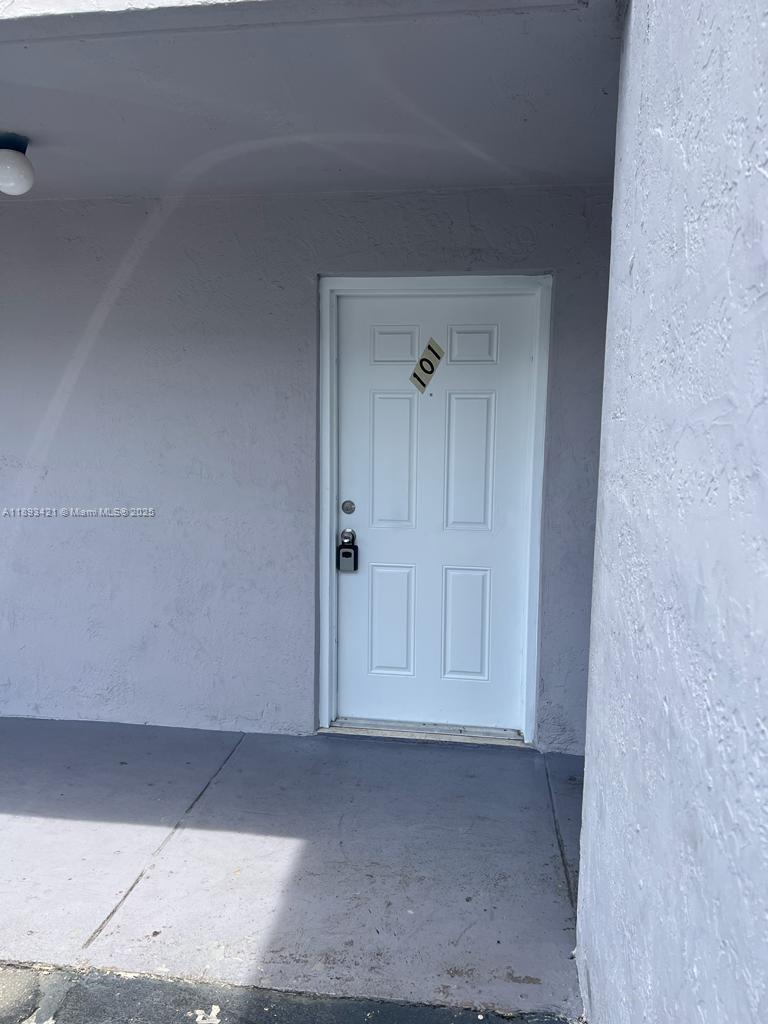 TERRAZAS DEL SOL CONDO - Residential Lease