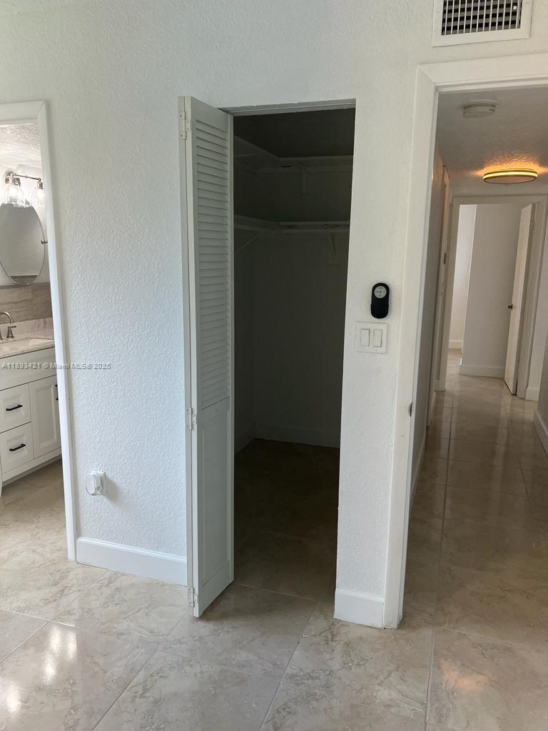 TERRAZAS DEL SOL CONDO - Residential Lease