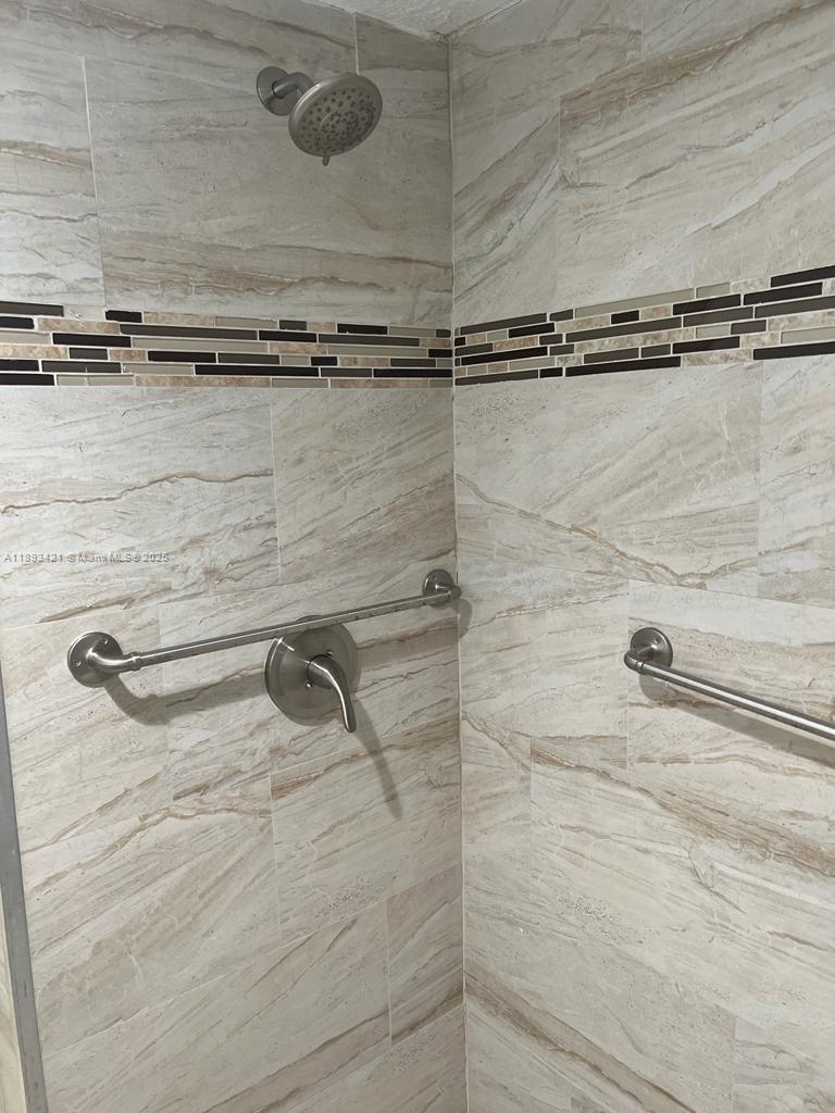 TERRAZAS DEL SOL CONDO - Residential Lease