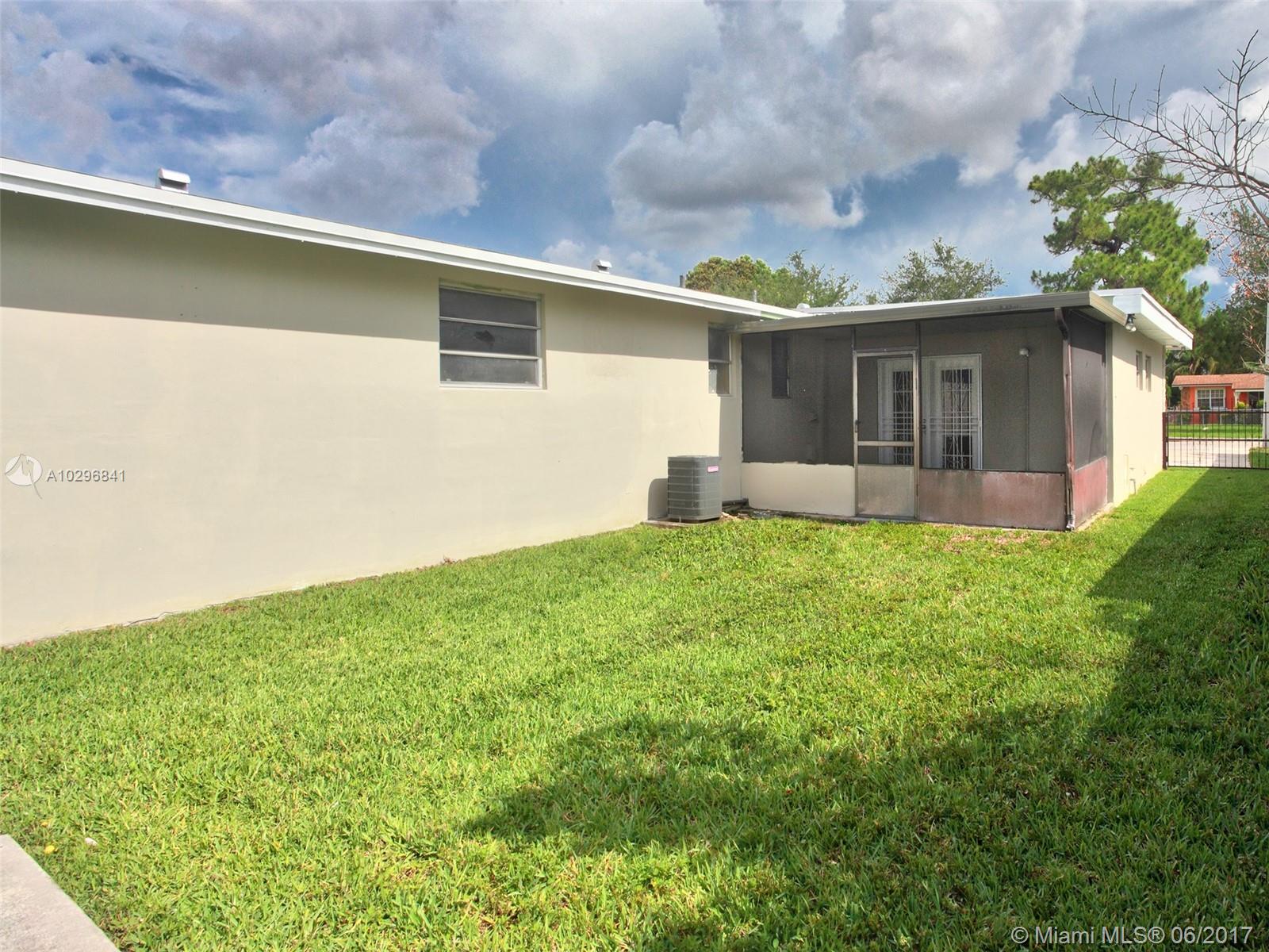 VENETIAN GARDEN REV - Residential