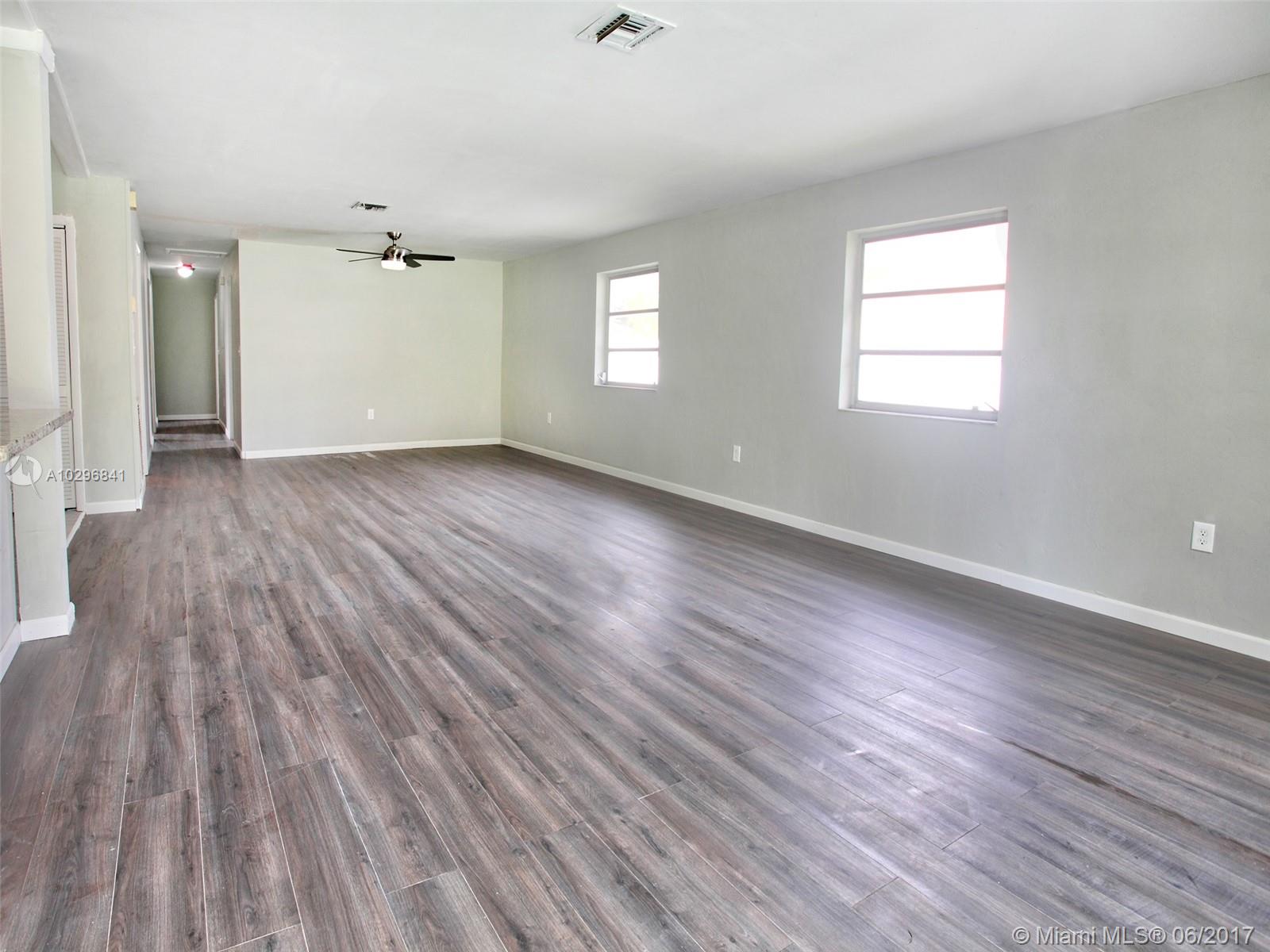 VENETIAN GARDEN REV - Residential