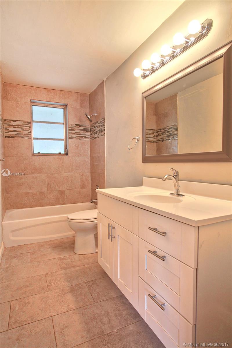 VENETIAN GARDEN REV - Residential