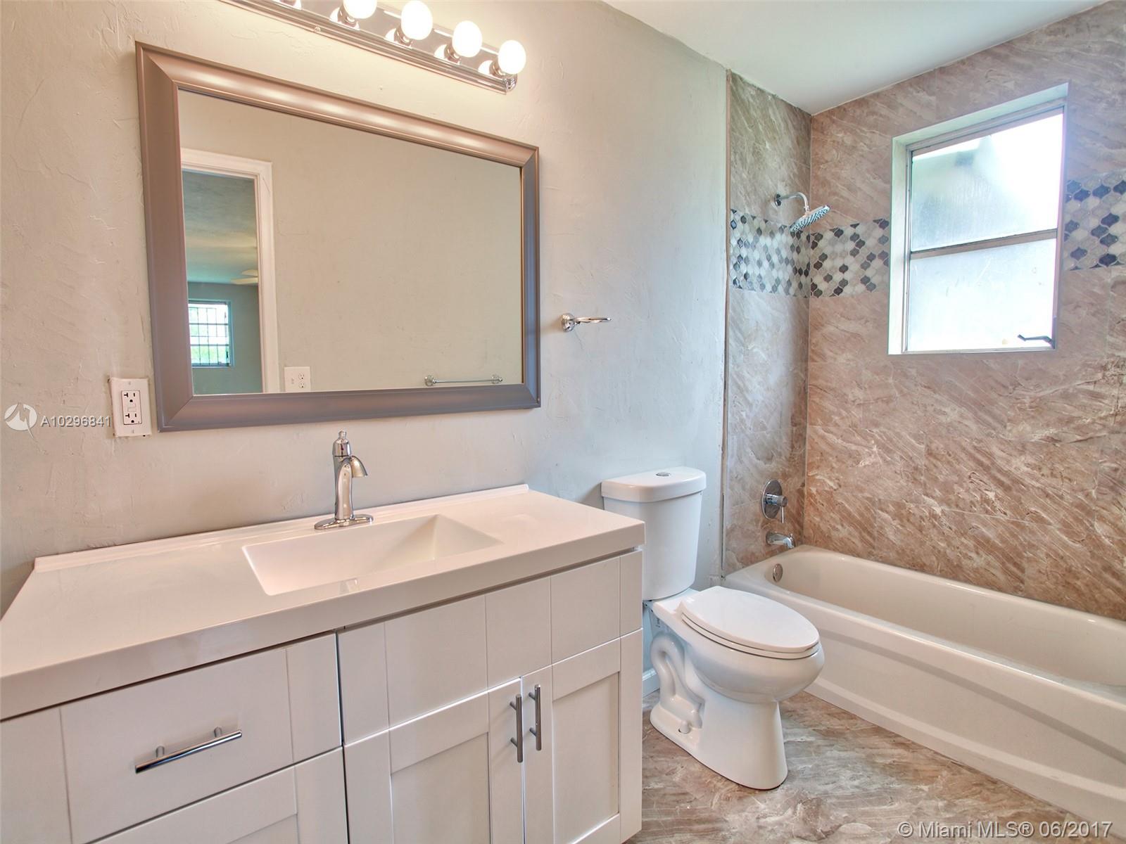 VENETIAN GARDEN REV - Residential