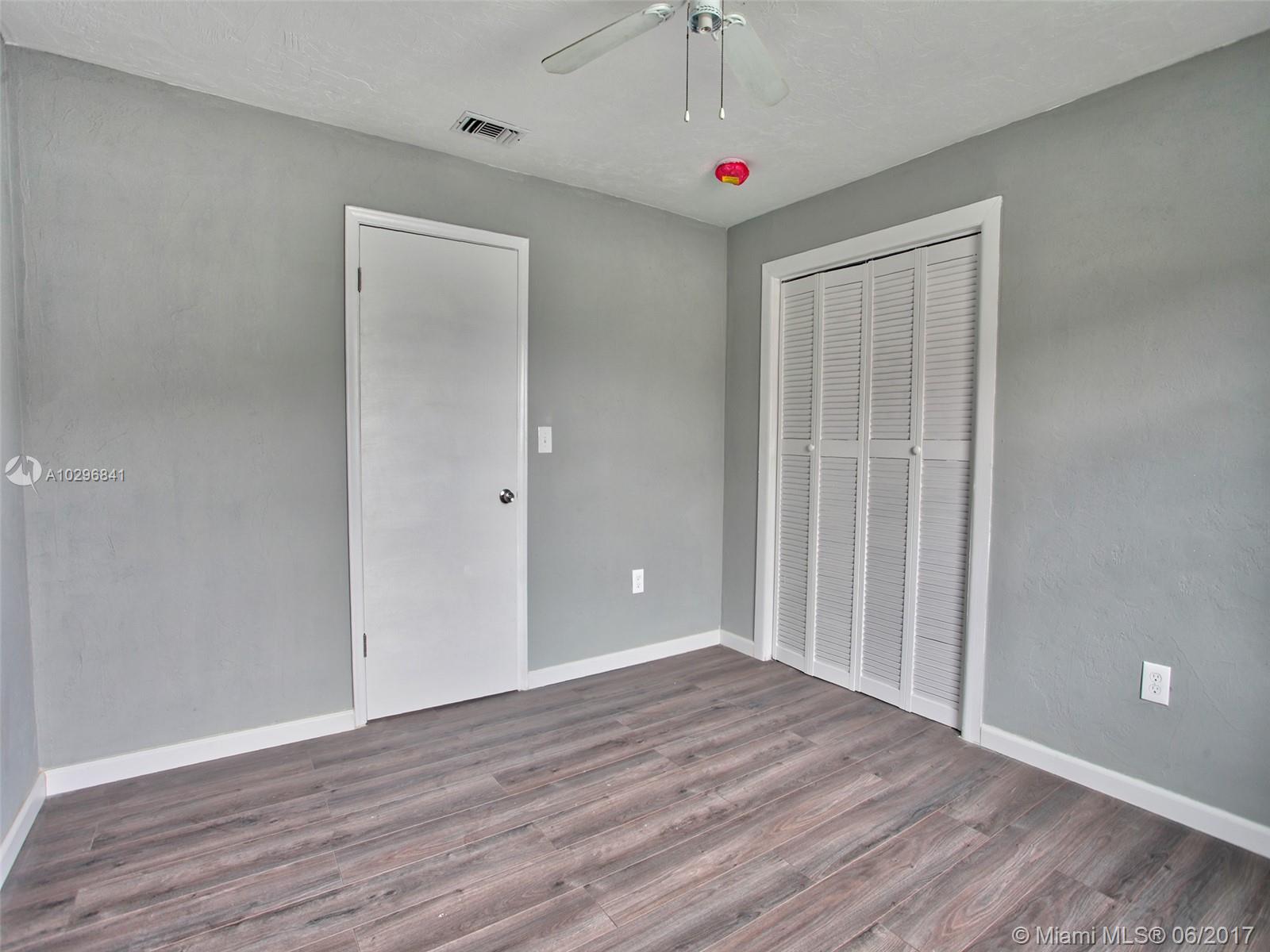 VENETIAN GARDEN REV - Residential