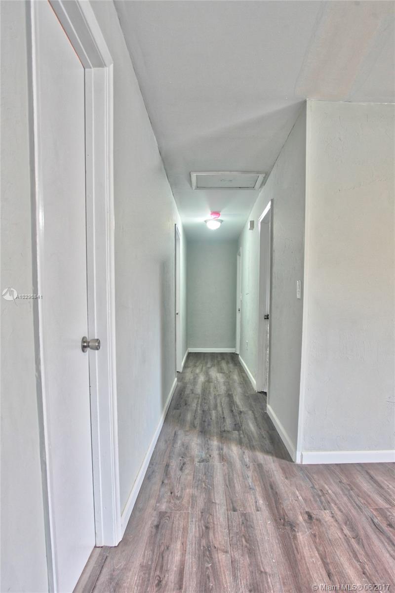 VENETIAN GARDEN REV - Residential