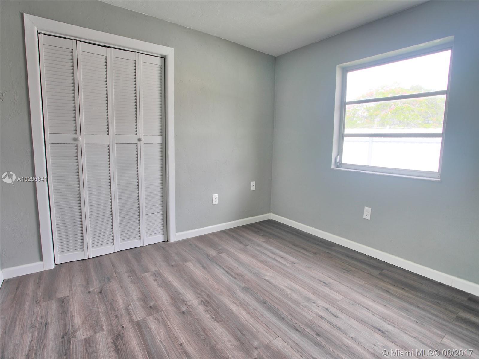 VENETIAN GARDEN REV - Residential