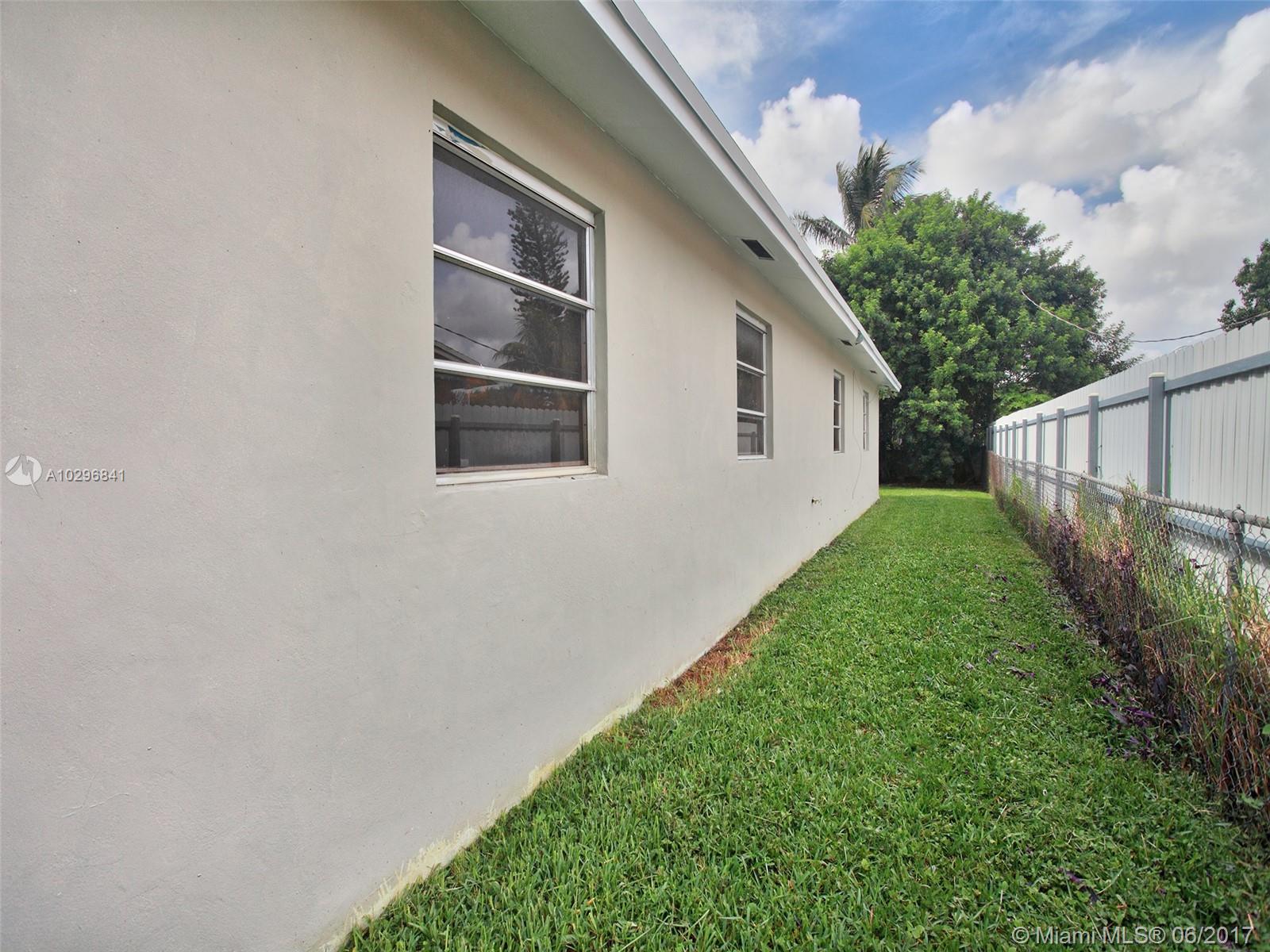 VENETIAN GARDEN REV - Residential