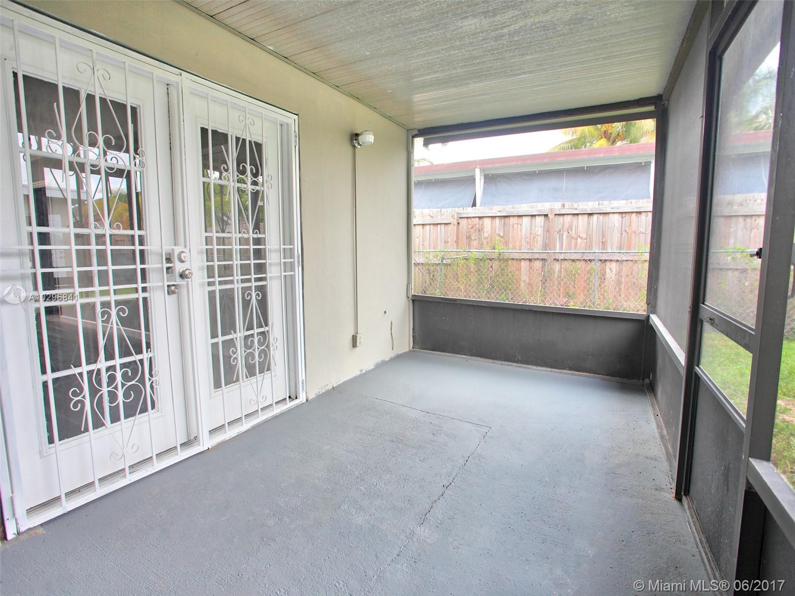 VENETIAN GARDEN REV - Residential