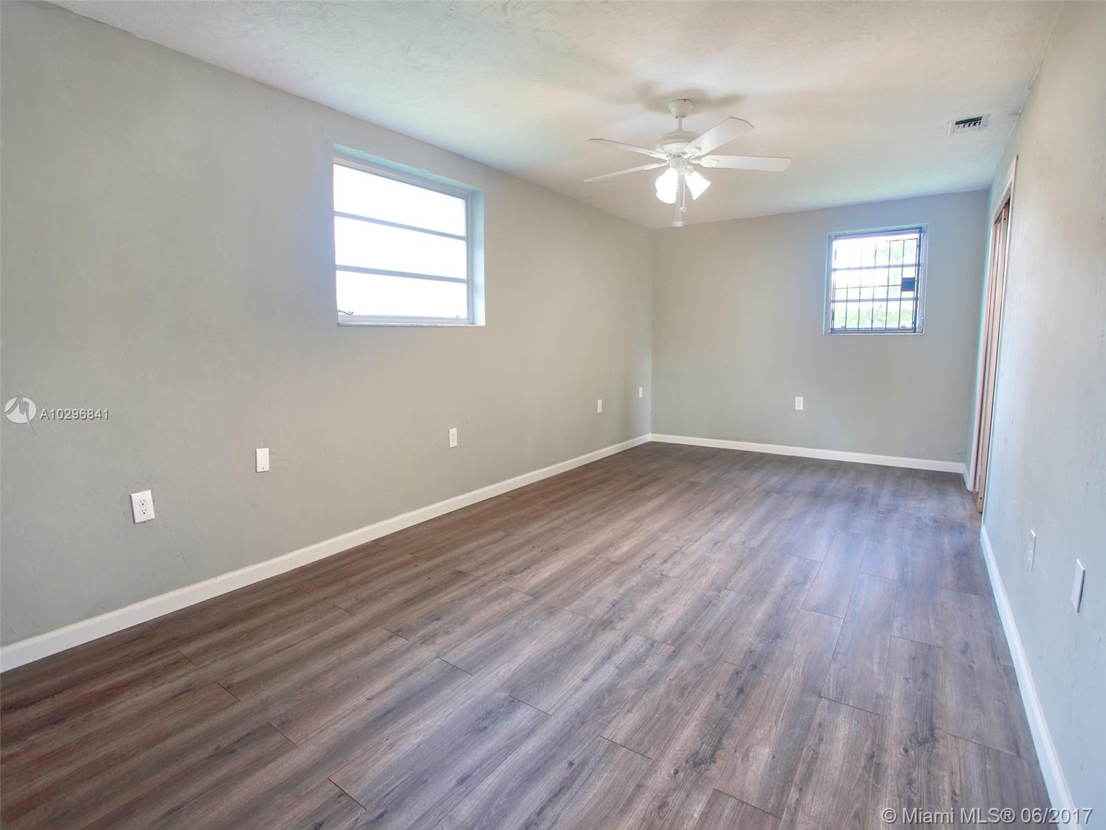 VENETIAN GARDEN REV - Residential