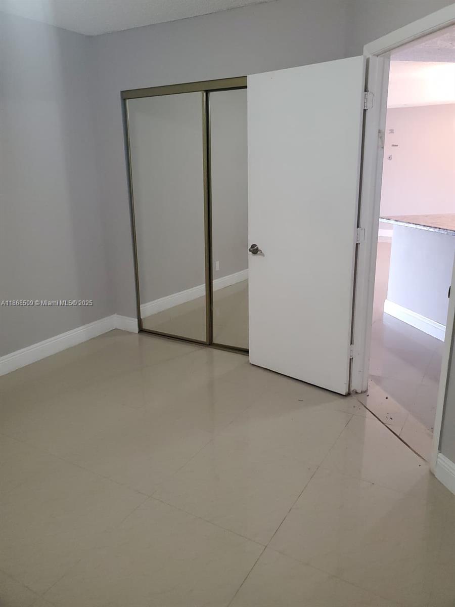 BOCA FONTANA PH 1 - Residential Lease