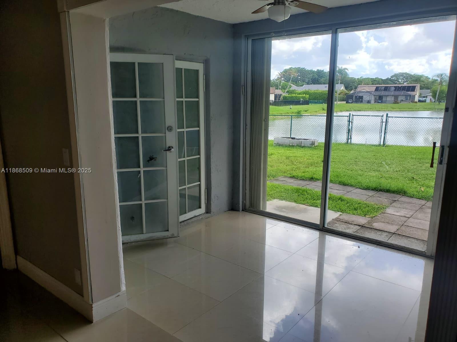 BOCA FONTANA PH 1 - Residential Lease