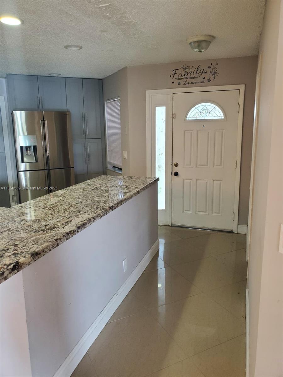 BOCA FONTANA PH 1 - Residential Lease