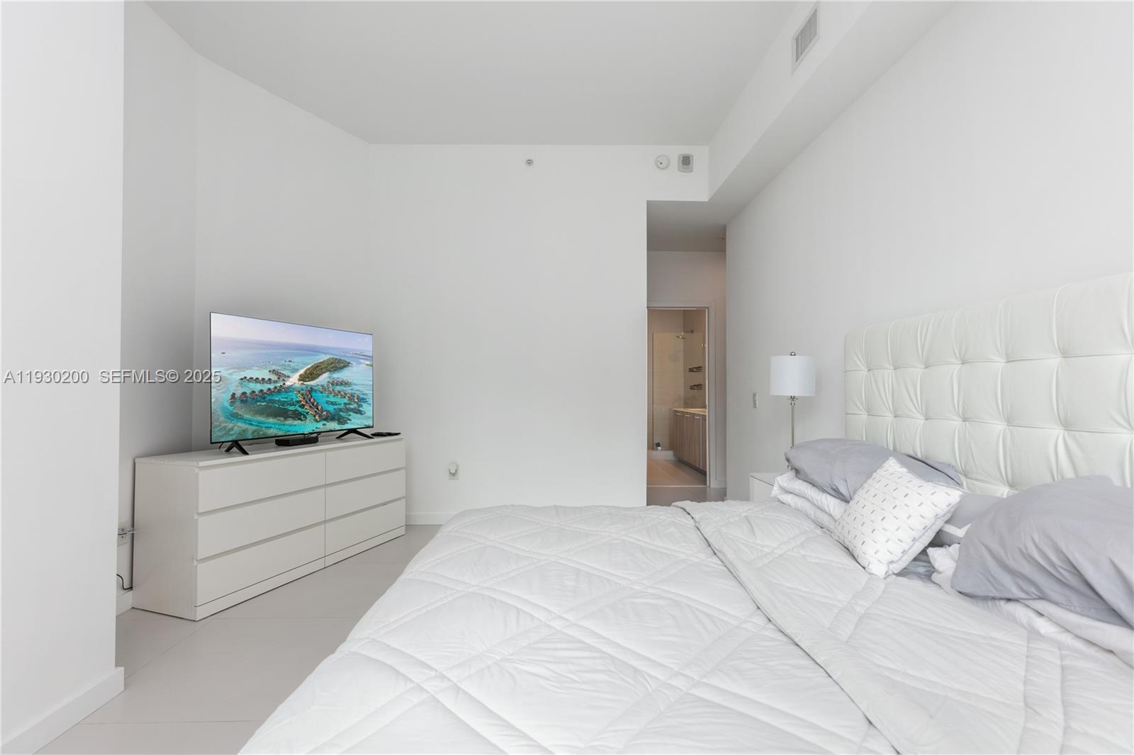 Paraiso Bayviews - Residential